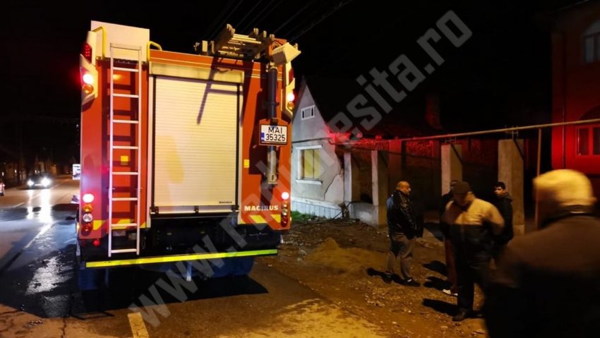 [FOTO-VIDEO-AUDIO] Incendiu izbucnit la o casă din cartirul Câlnic