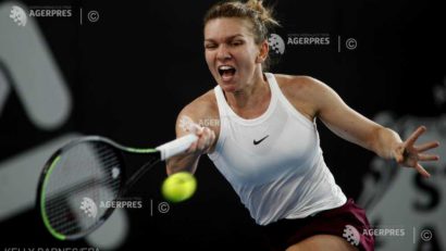 Simona Halep, învinsă de Sabalenka