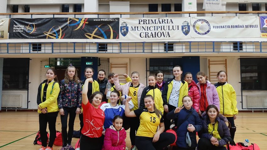 Micile zeițe de pe Valea Cernei participă la TURNEUL PRIETENIEI la handbal de la Râmnicu Vâlcea!