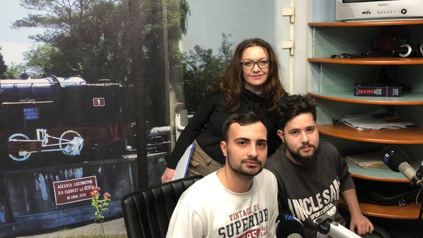 [AUDIO] Studenții de la Universitatea „Eftimie Murgu” din Reșița sunt motivați de prestanța instituției. Deian Ardelean, din Republica Serbia, a preferat să studieze la Reșița!