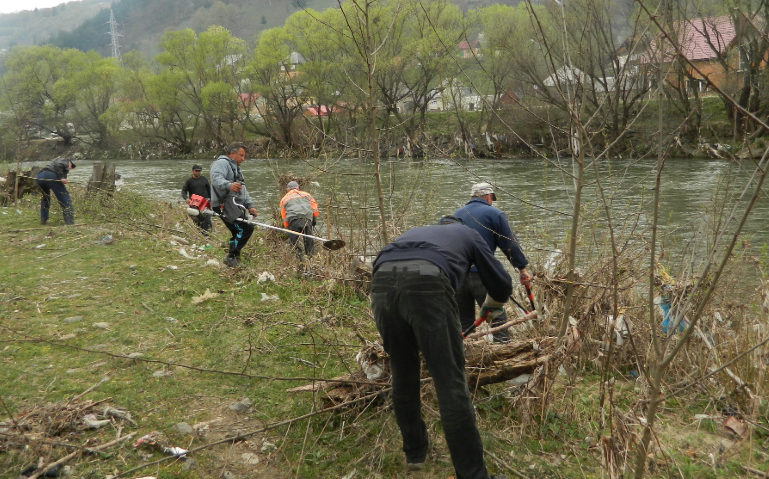 Garda de Mediu Caraş-Severin avertizează: Amenzile pentru deteriorarea calităţii mediului sunt mari!