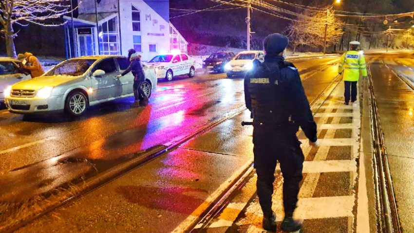 [FOTO] MAI a început controalele nocturne. Razii şi la Reşiţa, în zona Triaj