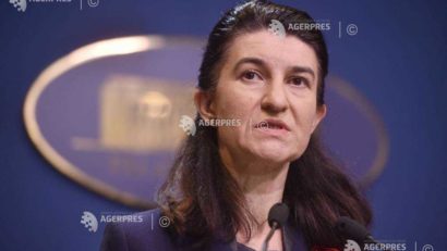 Violeta Alexandru: Îi asigur pe cei ce au ieşit la pensie în străinătate că nu vor mai aştepta cu anii calcularea pensiilor