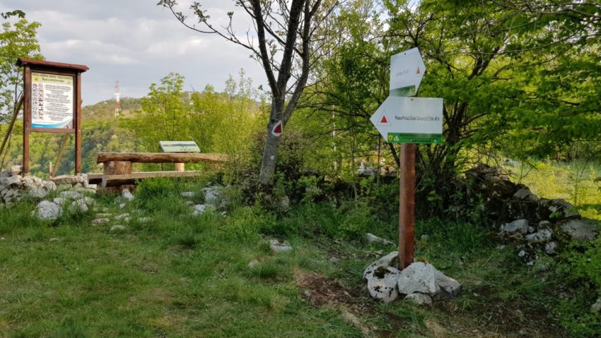 [AUDIO-FOTO] Rangerii din Parcul Semenic-Cheile Caraşului pregătesc traseele turistice pentru după pandemie