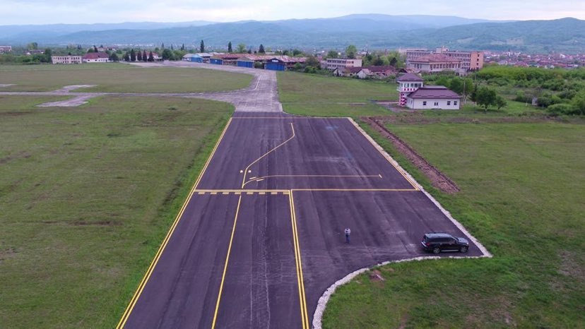 [FOTO] Visul a devenit realitate! Caransebeşul, din nou pe harta aeroporturilor naţionale