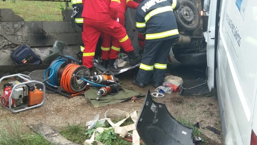 [FOTO] Accidente la indigo în Timiş, soldate cu mai multe victime