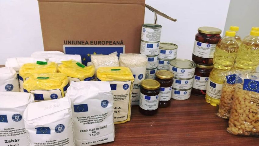 A început distribuirea ajutoarelor alimentare de la UE în municipiul Reşiţa