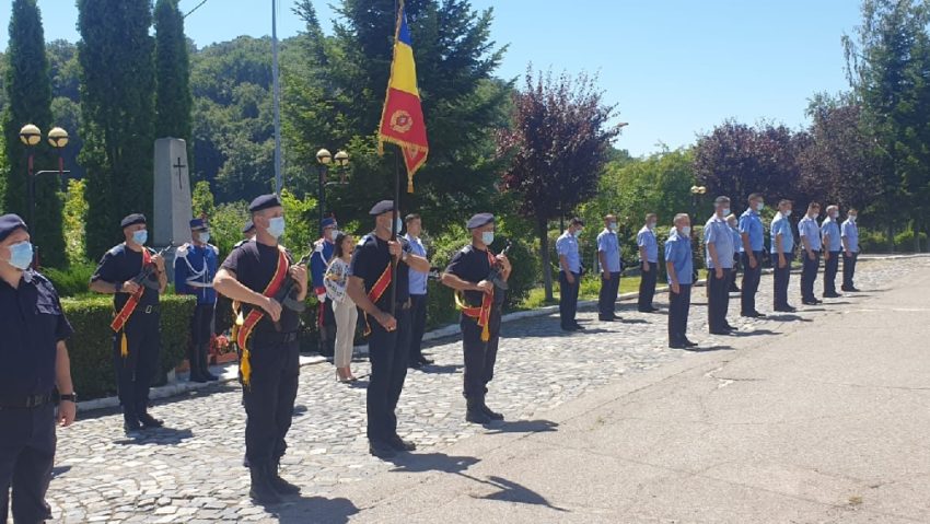 [FOTO-AUDIO] Ziua Imnului naţional al României, sărbătorită în cadru restrâns, dar solemn!