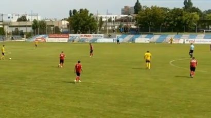 [AUDIO] CSM Reșița, învinsă de Ripensia Timișoara, în meci amical. Alex Pelici: a fost un gol de ”cascadorii râsului”