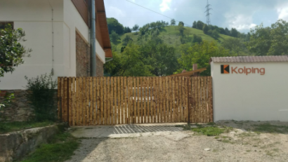 Casa Kolping din Rusca Montană, sfinţită de ES Iosif Csaba Pal – episcop diecezan de Timişoara