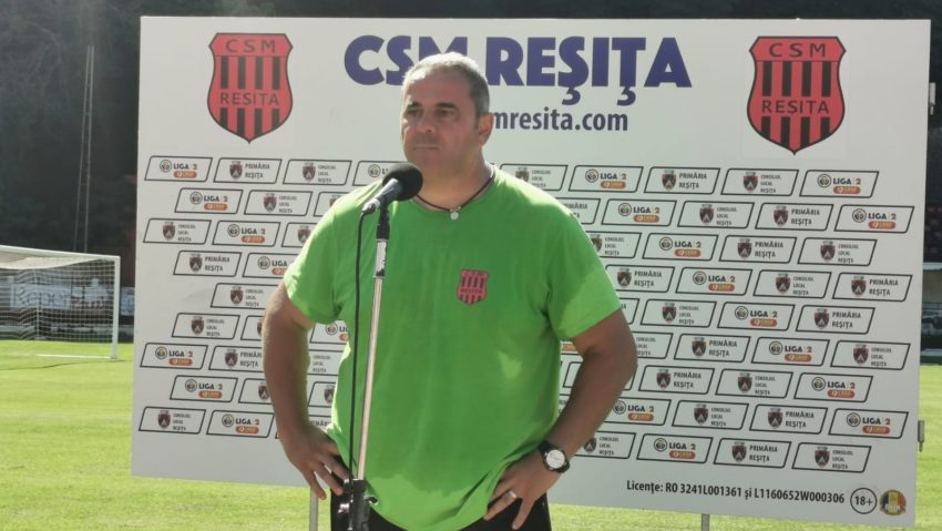 [AUDIO] Se poate gândi CSM Reşiţa la play-off? Alexandru Pelici: „Ca să vizăm locul şase, ar trebui să fim între primele zece în iarnă”