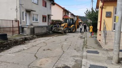 Străzile Retezat, Lalelelor şi Damaschin Bojinca din Reşiţa intră în reabilitare