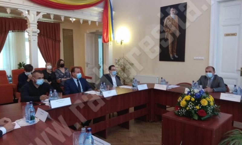 Caransebeș: Primarul ales, Felix Borcean și consilierii locali au fost învestiți