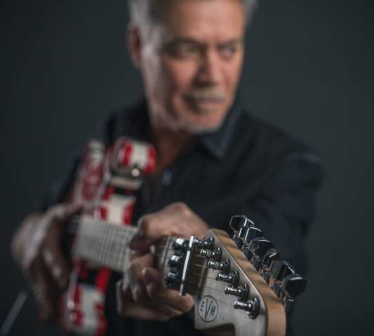 Chitaristul Eddie Van Halen a murit la vârsta de 65 de ani