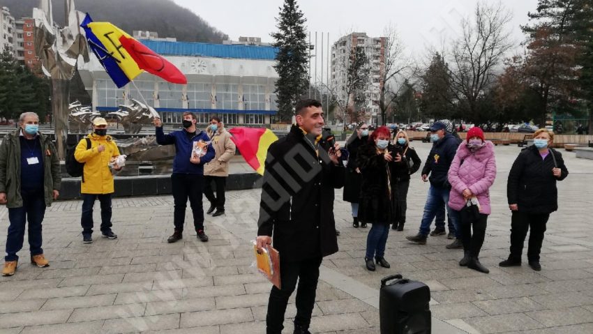 [FOTO-AUDIO] Caravana AUR s-a oprit și în Caraș-Severin