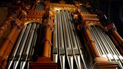 Concert de binefacere la Biserica romano-catolică „PreaSfânta Treime” din Reşiţa