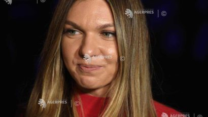 Simona Halep a plecat spre Australia. „Am aşteptări mari, sunt pregătită psihic şi fizic”