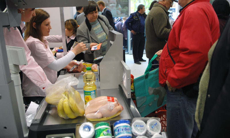 Firmele care nu şi-au înlocuit vechile case de marcat vor fi sancţionate