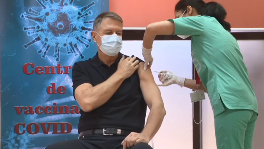 [VIDEO] Klaus Iohannis s-a vaccinat anti-COVID-19