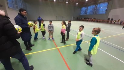 [FOTO-AUDIO] Clubul de fotbal ACS Mundo Reşiţa a deschis o nouă filială, cea de pe Valea Bistrei