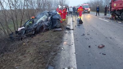 [FOTO] Tragedie pe o şosea din Timiş. O persoană a murit