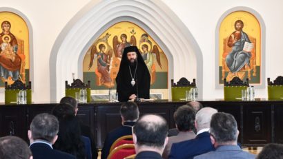 [AUDIO] Episcopia Caransebeşului, la un nou bilanţ anual: peste un million de lei, investiţi în actiuni filantropice