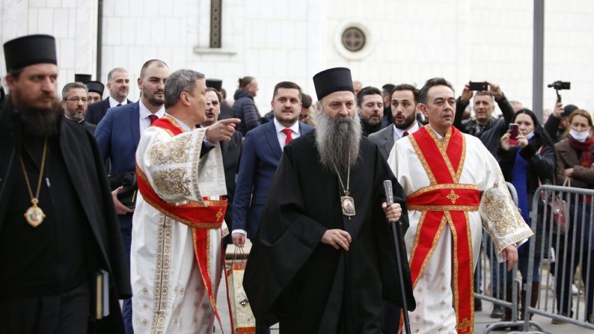 Noul Patriarh al Serbiei este Mitropolitul Porfirie