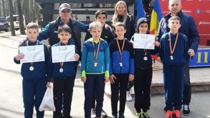 [AUDIO-FOTO] Argint pentru atleții de la CSS Caransebeș la Campionatele Naționale de Cros pentru copii I, II, juniori II și III