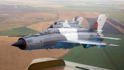 Un avion de vânătoare MiG-21 LanceR s-a prăbușit în județul Mureș