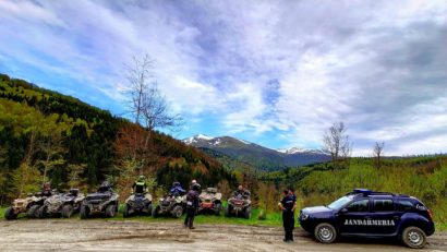 Muntele Mic nu este paradisul off-road-ului, atrag atenția jandarmii cărășeni