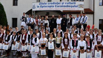 [FOTO-AUDIO] Graiul bănăţean, vedeta festivalului “Credinţă şi Lumină” de la Caransebeş