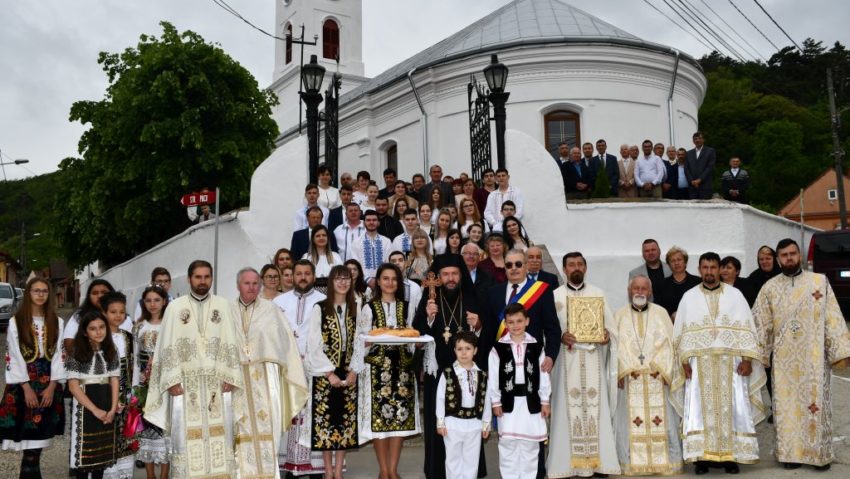 [FOTO-AUDIO] Eveniment spiritual la Moldova Nouă