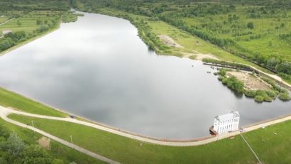 La Caransebeş a fost reluată alimentarea cu apă brută din lacul Zerveşti