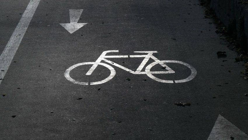 [AUDIO] Caransebeș: Planul de Mobilitate Urbană cuprinde aproximativ 33 de kilometri de străzi pe care pot fi amenajate piste de biciclete