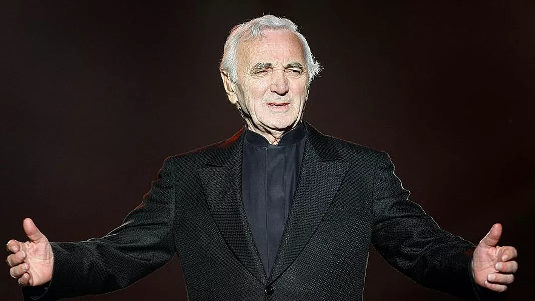 [FOTO-VIDEO] In memoriam: Charles Aznavour- „Omul cu o mie de cântece”-3 ani de veşnicie!