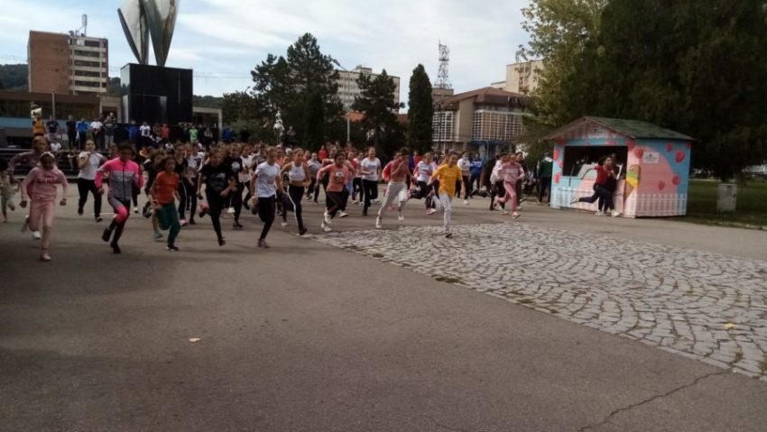 [FOTO-AUDIO] Crosul Inimă de Leu – o sărbătoare a sportului juvenil!