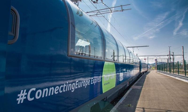 Connecting Europe Express, trenul-simbol al Europei va ajunge în această noapte la Arad