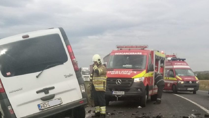 [FOTO] DN 6 a fost blocat din cauza unui alt accident rutier