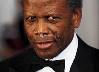 A murit actorul Sidney Poitier