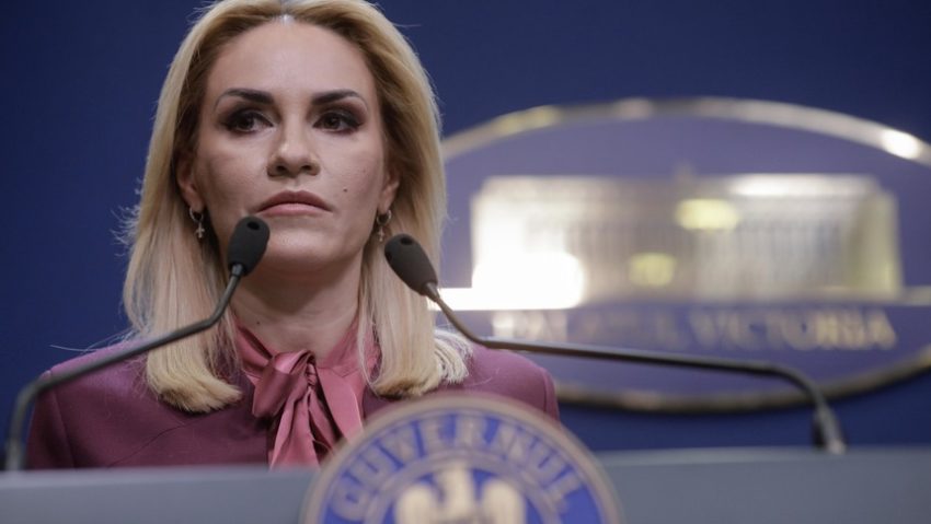 Firea: 350 de femei au fost hărţuite anul trecut acasă sau la serviciu