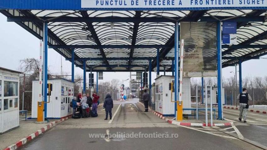 Poliţia de Frontieră: Peste 8.000 de cetăţeni ucraineni au intrat în ţară luni