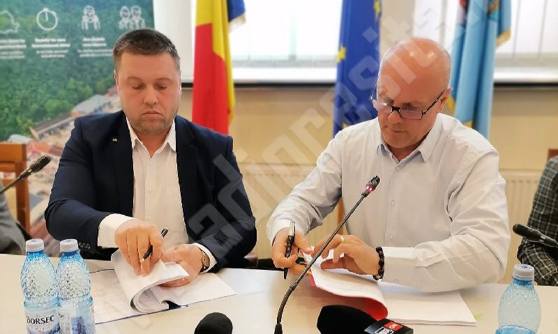 Reşiţa: A fost semnat contractul pentru reintroducerea tramvaiului