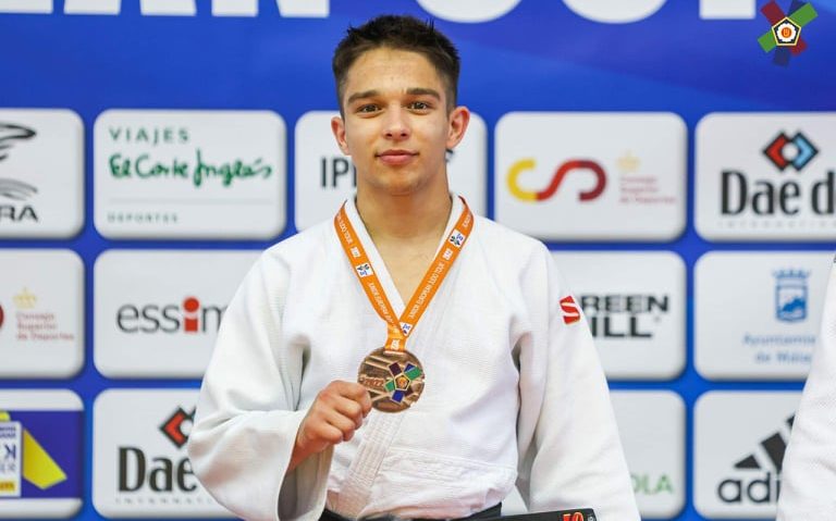 Judoka Alex Matei, pe podium şi la Cupa Europeană de la Malaga!