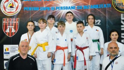 [FOTO-AUDIO] Noi medalii naţionale pentru tinerii karateka din Reşiţa! Elevii lui Zoltan Lipan, de patru ori pe podium la Cluj-Napoca