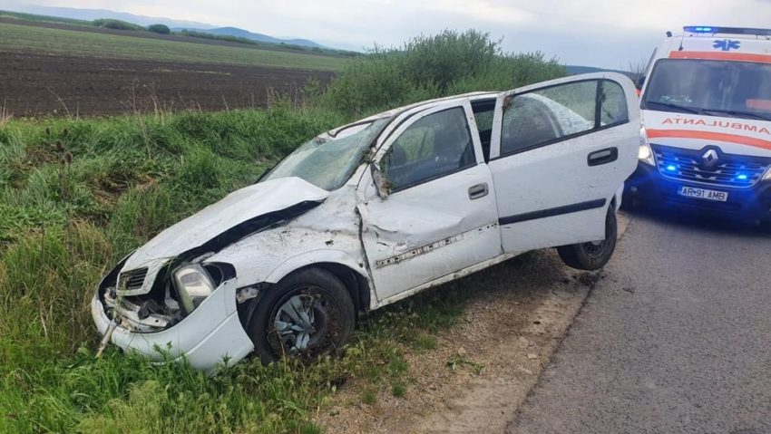 Accident cu victimă încarcerată