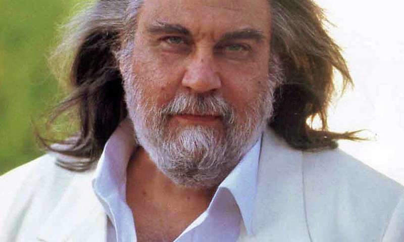 Compozitorul grec Vangelis a încetat din viaţă la 79 de ani