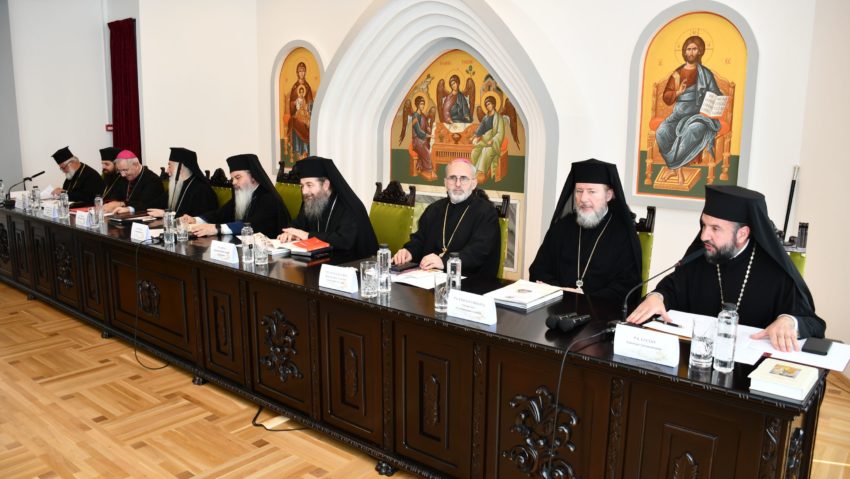 [AUDIO] Simpozionul Internațional „Rugăciunea și mărturisirea în viața Bisericii și relevanța lor pentru societatea post-modernă” a debutat în Episcopia Caransebeşului