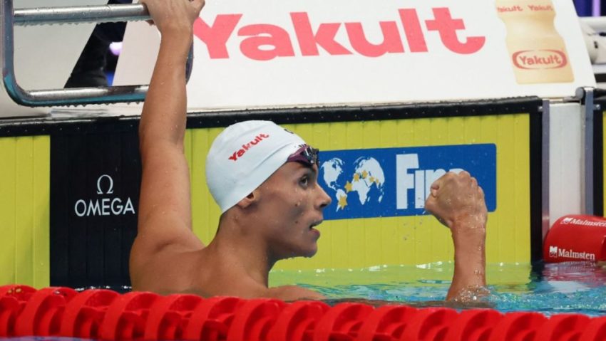 Nataţia românească are un campion mondial! David Popovici a cucerit aurul la 200 m!