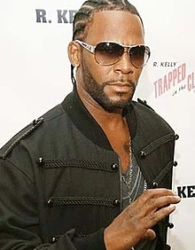 Cântăreţul american R. Kelly, găsit vinovat de infracţiuni sexuale, a fost condamnat la 30 de ani de închisoare