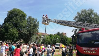 [FOTO-AUDIO] Ziua copilului,  sărbătorită în sunet de sirene la Reșița